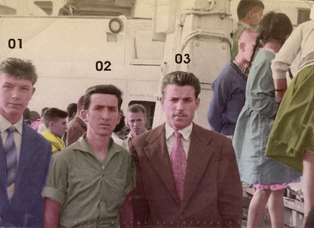 SUR LE PONT 11 07 1959.jpg